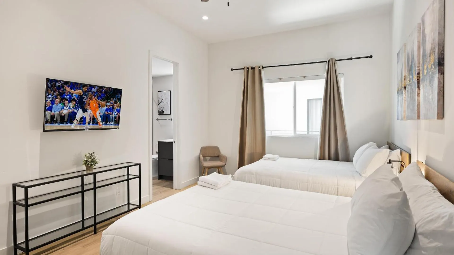 Дом отдыха Vista Del Camino-6 Luxe Condos-Hot Tub-In Old Town Скоттсдейл
