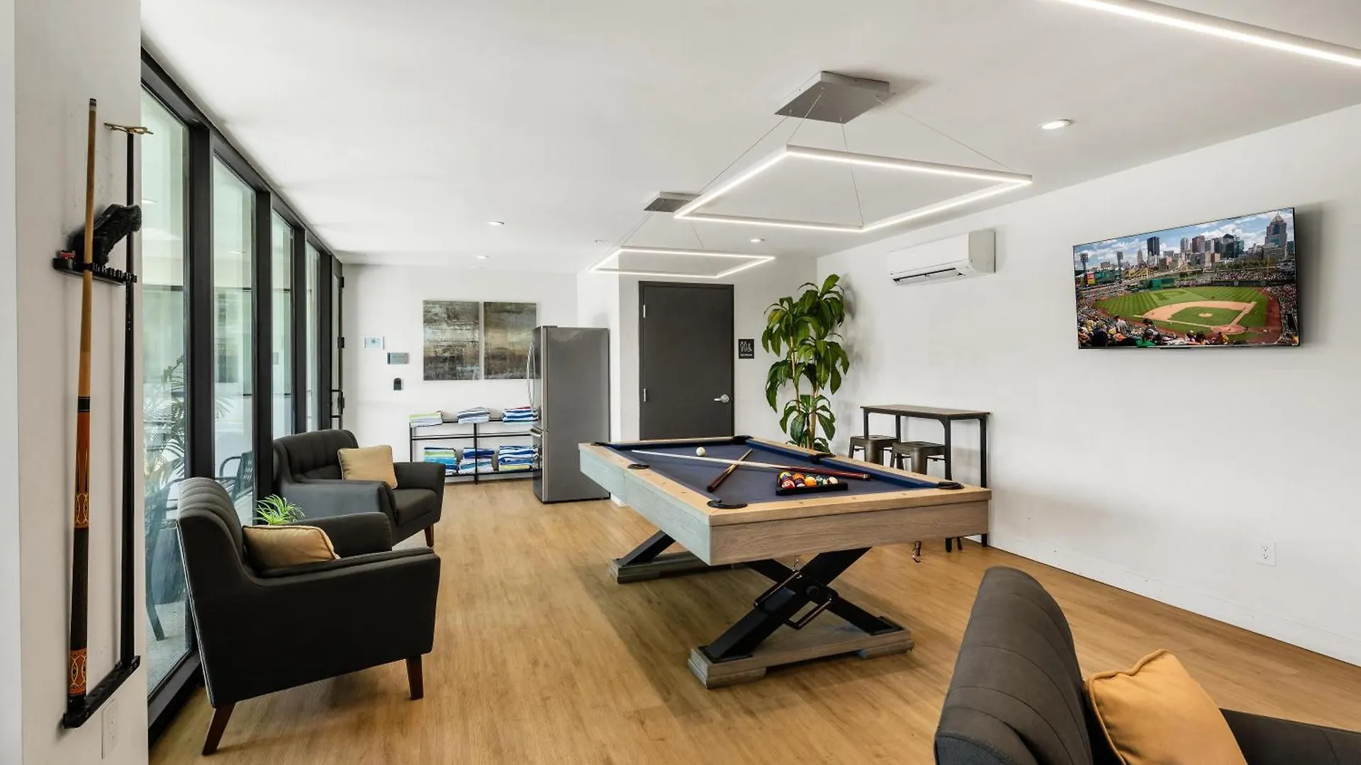 Дом отдыха Vista Del Camino-6 Luxe Condos-Hot Tub-In Old Town Скоттсдейл США